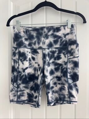 GAIAM Navy and White Tie-Dye High-Rise Bike Shorts with Pockets